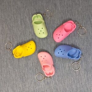 Bundle of shoe keychains 🥿👞👟👡